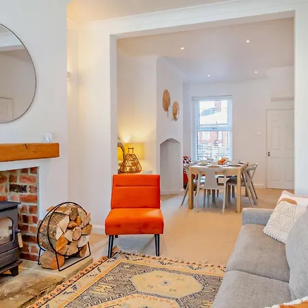 3-bedroom With Free Parking&flexible Bed Configuration Holiday home