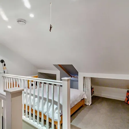 3-bedroom With Free Parking&flexible Bed Configuration