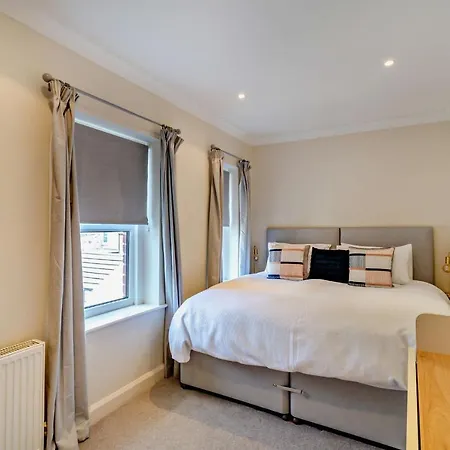 3-bedroom With Free Parking&flexible Bed Configuration Holiday home Harrogate