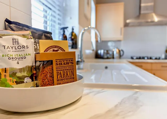 Дом отдыха 3-bedroom With Free Parking&flexible Bed Configuration Харрогейт