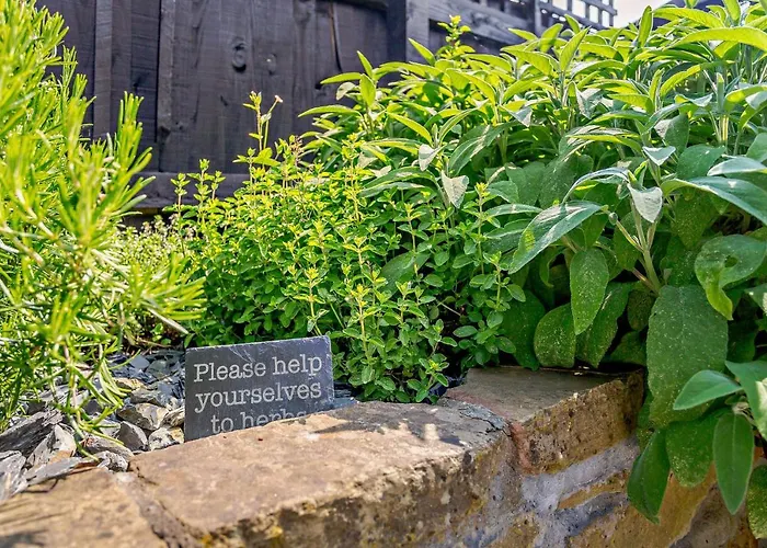 3-bedroom With Free Parking&flexible Bed Configuration Харрогейт