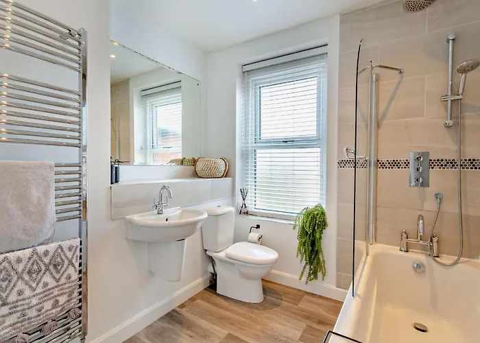 Дом отдыха 3-bedroom With Free Parking&flexible Bed Configuration Харрогейт