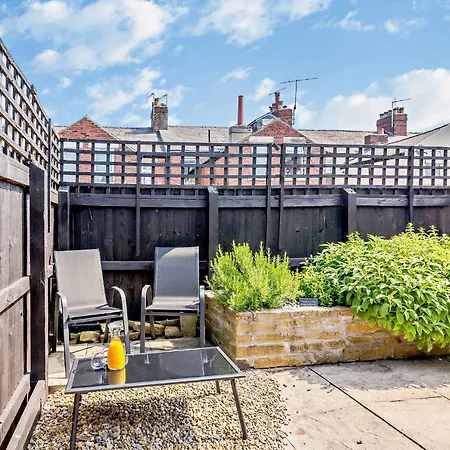 3-bedroom With Free Parking&flexible Bed Configuration * 哈罗盖特